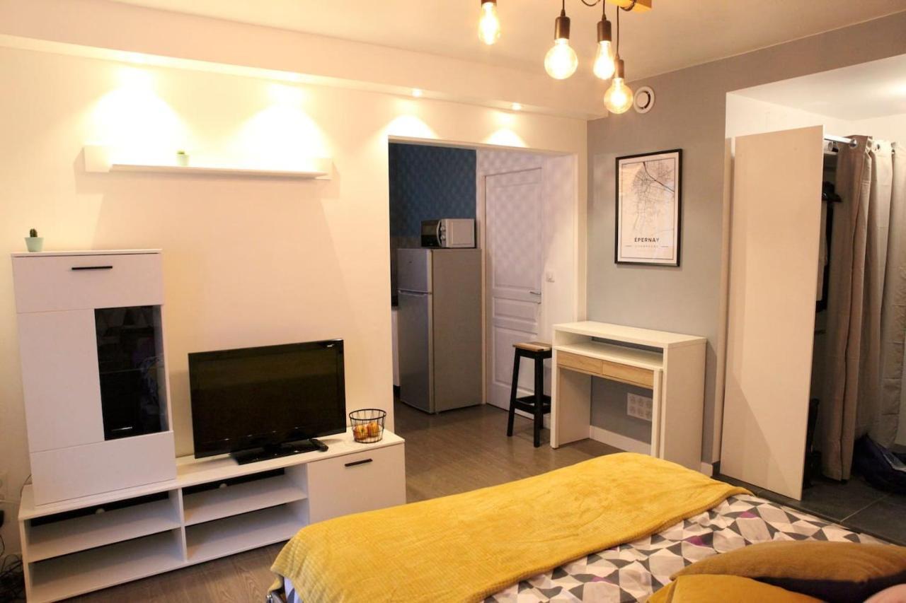 Studio Hyper Centre Ville Epernay - Champagne Dış mekan fotoğraf