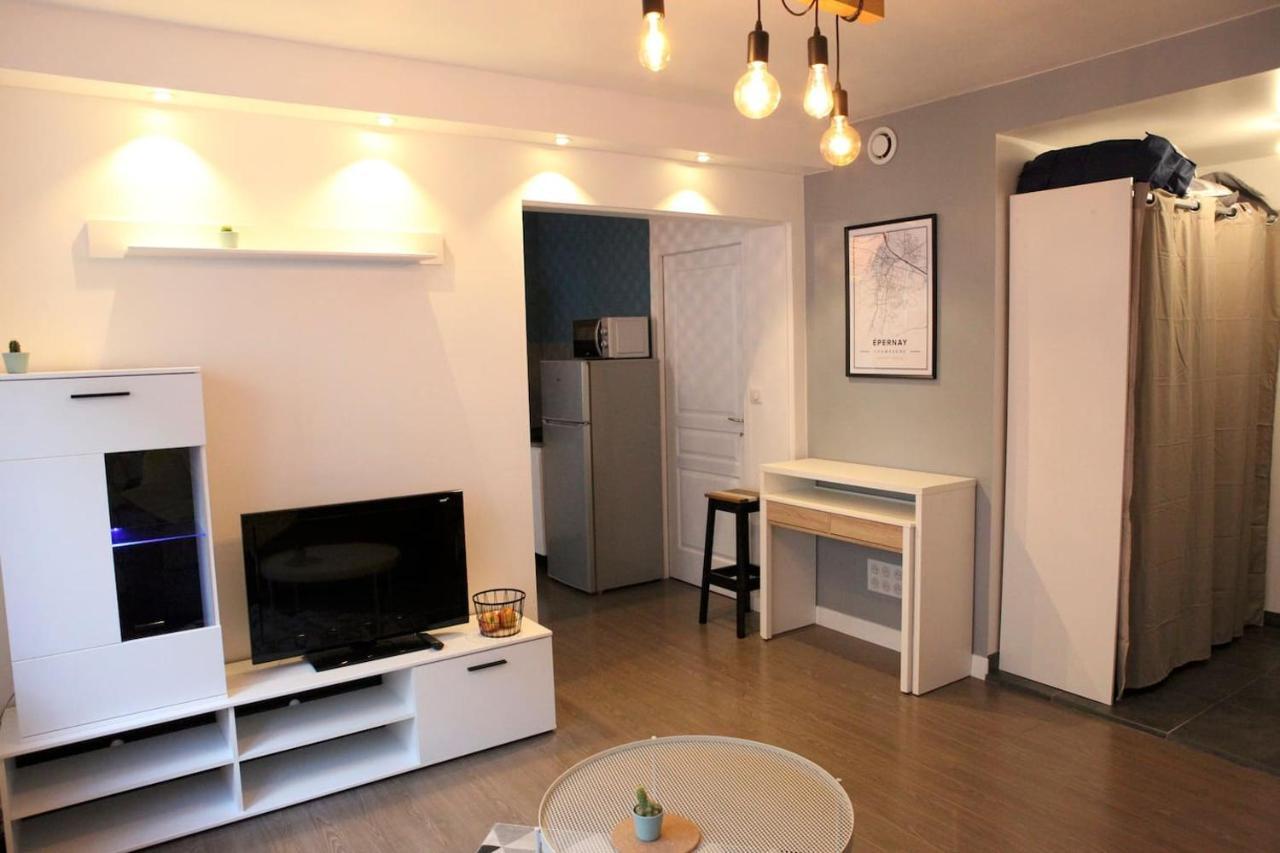 Studio Hyper Centre Ville Epernay - Champagne Dış mekan fotoğraf